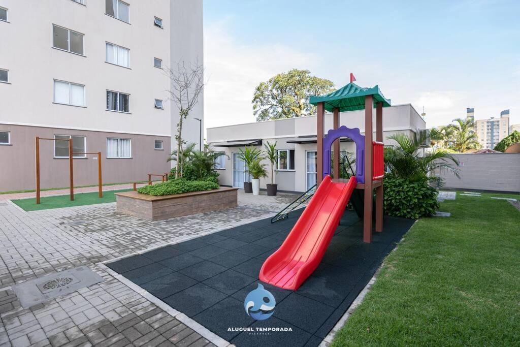 A 150 M Da Com Sacada, Wi-fi, Piscina, Portaria 24h, Playground E Vaga De Garagem
