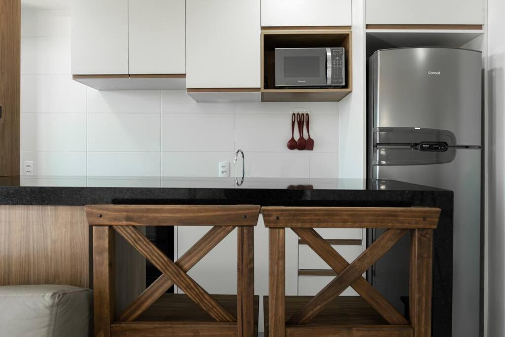Apartment A 150 M Da Com Sacada, Wi-fi, Piscina, Portaria 24h, Playground E Vaga De Garagem Picarras