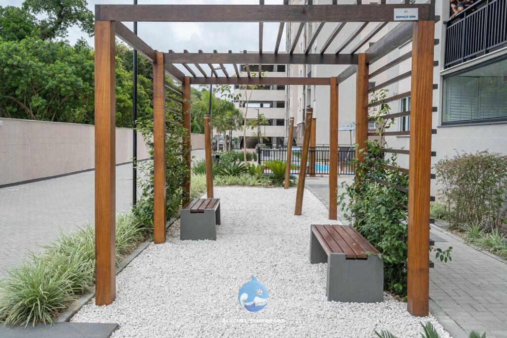 A 150 M Da Com Sacada, Wi-fi, Piscina, Portaria 24h, Playground E Vaga De Garagem
