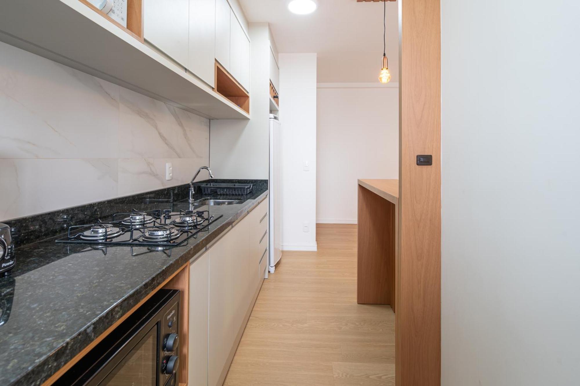 A 150 M Da Com Sacada, Wi-fi, Piscina, Portaria 24h, Playground E Vaga De Garagem Apartment Picarras